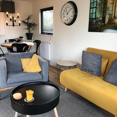 Prachtig Vakantiehuisje In Putten Exterior foto