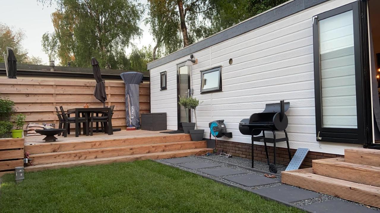 Prachtig Vakantiehuisje In Putten Exterior foto