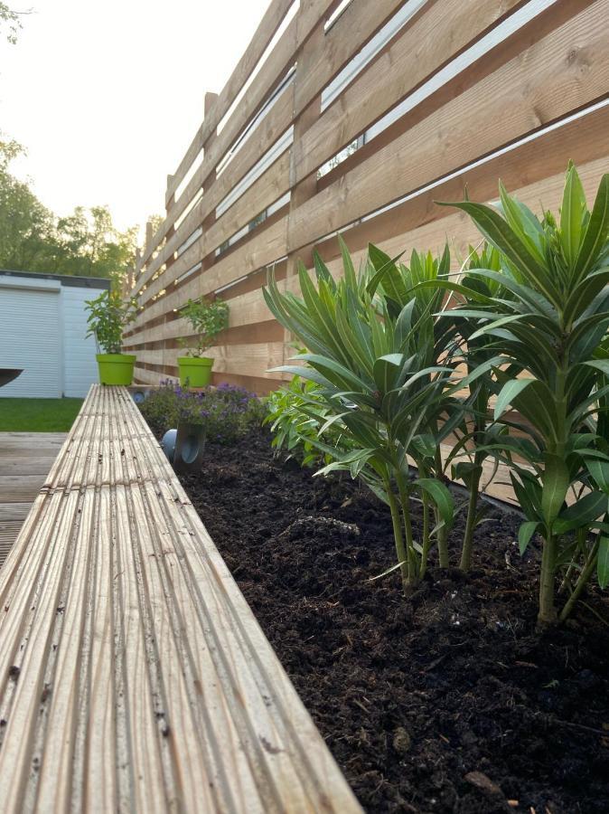 Prachtig Vakantiehuisje In Putten Exterior foto